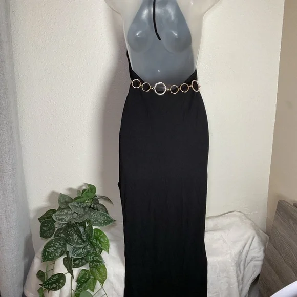 Elegant Black Maxi Dress - Picture 11 of 15